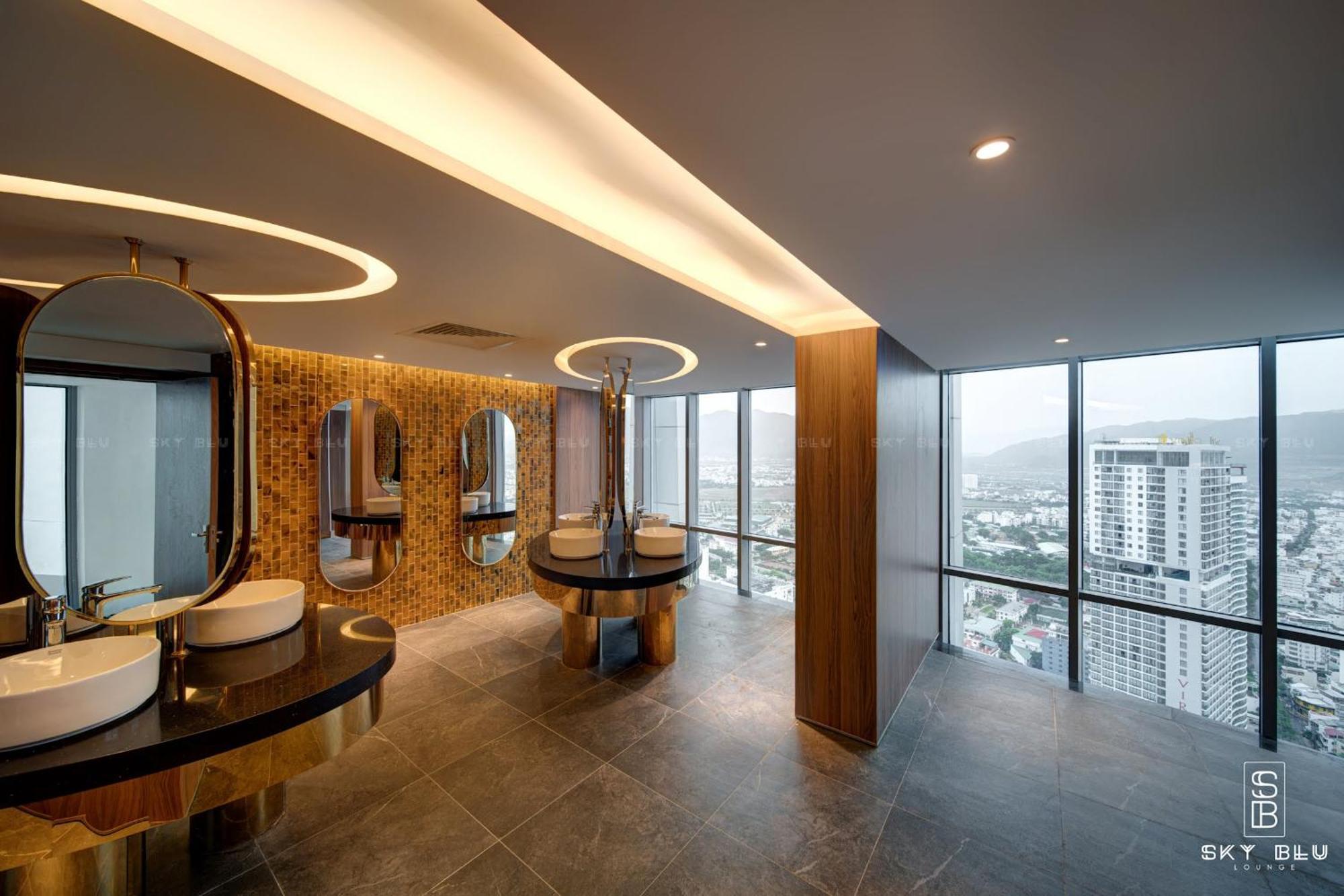 Coastal Panorama Oceanfront Suites Nha Trang Exterior photo